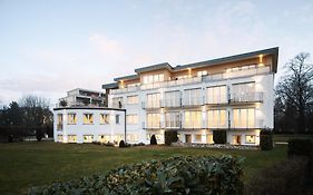 Hotel Vier Jahreszeiten an der Therme&Kliniken Bad Krozingen Nähe Freiburg&Schwarzwald Ideal für Wellness Kur&Business Ausflüge 24h Check In- WLAN&Parken gratis